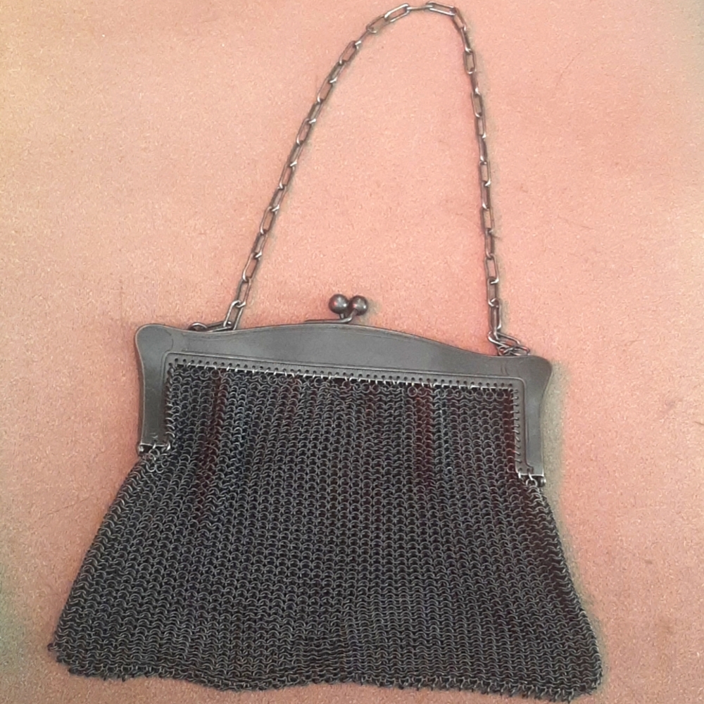 Vintage unmarked gun metal Mesh Purse